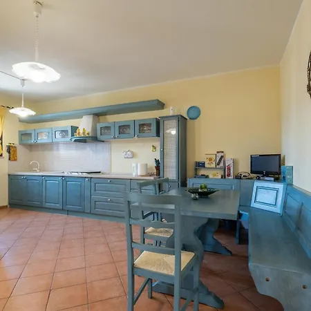 Holiday home Casa Del Sole Splendida Casa Con Terrazza Vista Mare