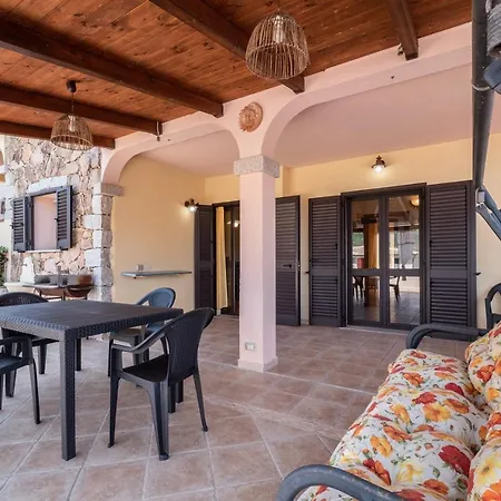 Casa Del Sole Splendida Casa Con Terrazza Vista Mare Budoni