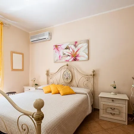 Casa Del Sole Splendida Casa Con Terrazza Vista Mare * Budoni